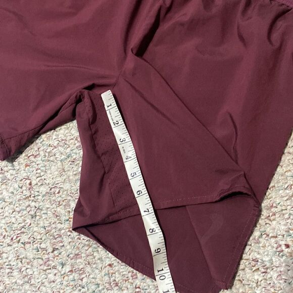 Nike Dri Fit Shorts Maroon Burgundy Womens Size S/M - Picture 5 of 5